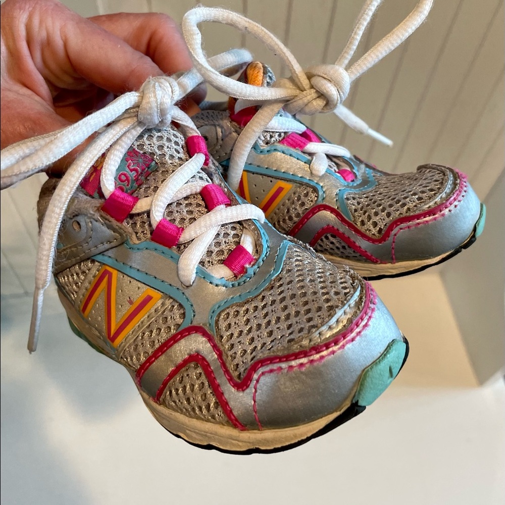 Baby Girls new balance shoes 6